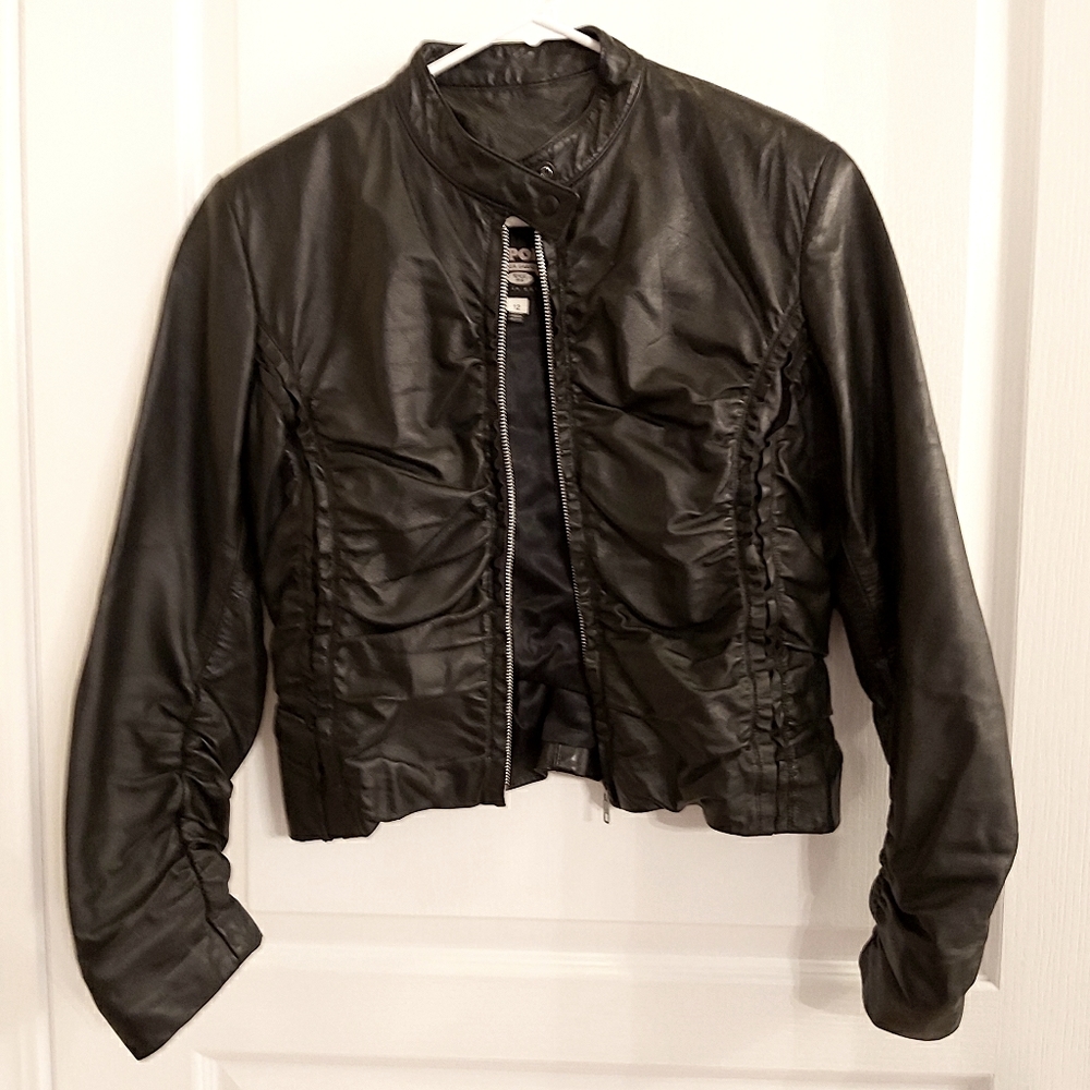 EUC Ladies small genuine leather jacket